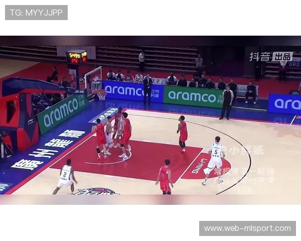 常规赛精彩进球回顾 技术动作引发讨论，正式比赛进球记录