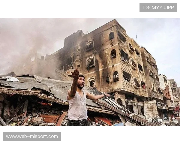 运动“轰炸”场面：场上“暴力突袭”！