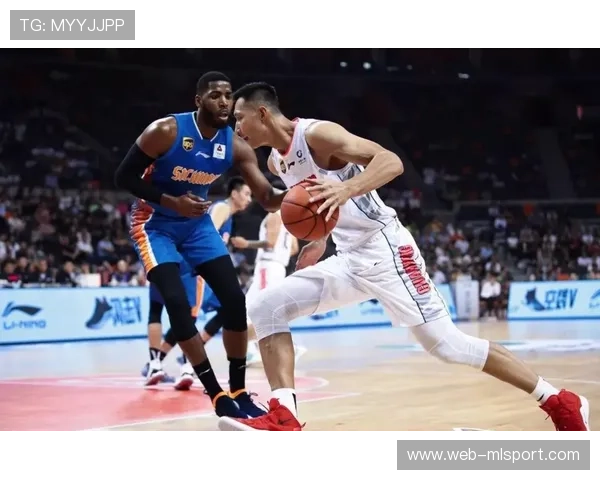 篮球比赛中通过快速转换进攻遏制对手阵地防守